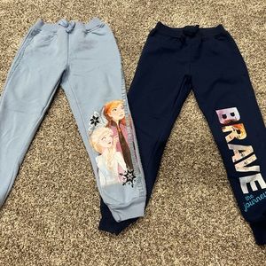 Girls Disney Frozen 2 sweatpants size 6